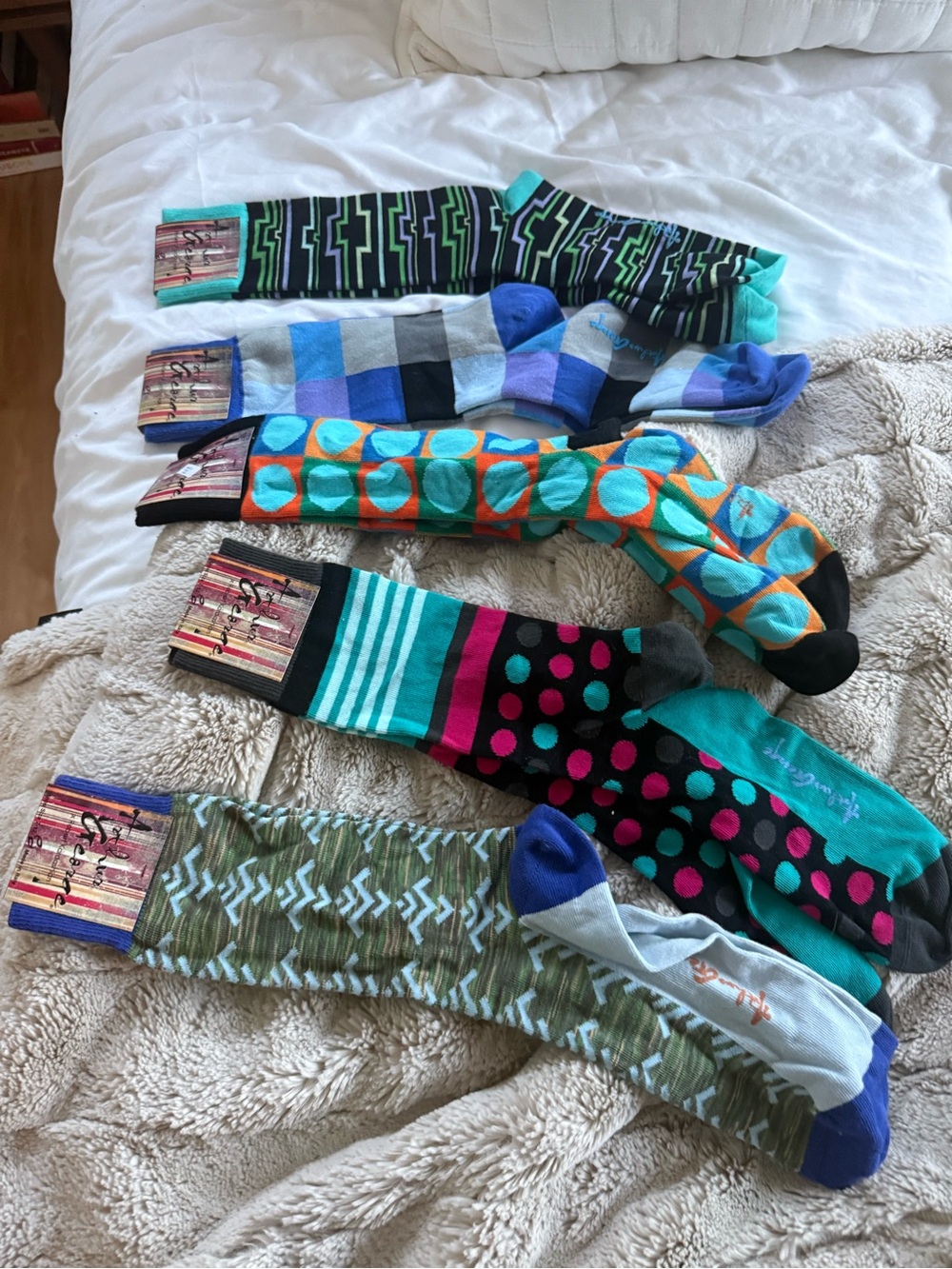 5 pairs Arthur  George Mixed-Pattern Men's Dress Socks. NWT size 7-12